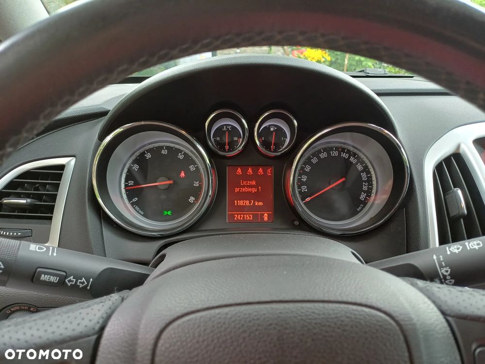 Opel Astra 1.4 T Edition 150 - 14