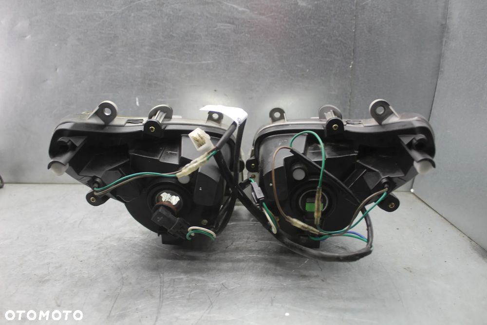 Sym GTS 125 Evo FI 09r Lampa przód przednia reflektor lewy prawy komplet - 4