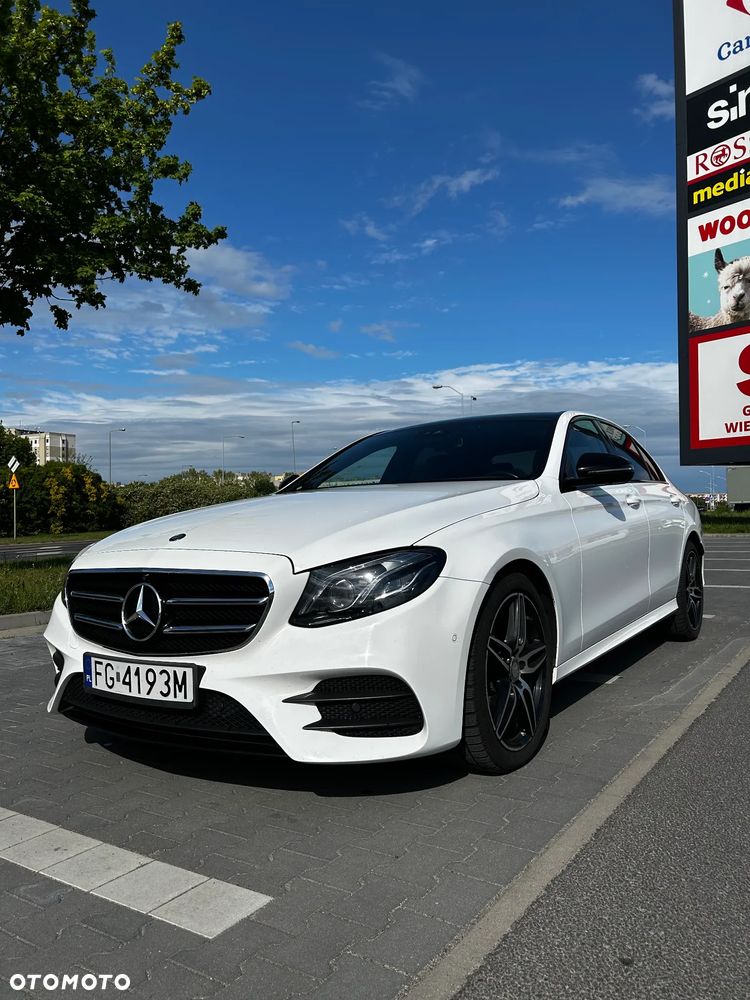 Mercedes-Benz Klasa E 220 d 9G-TRONIC - 1