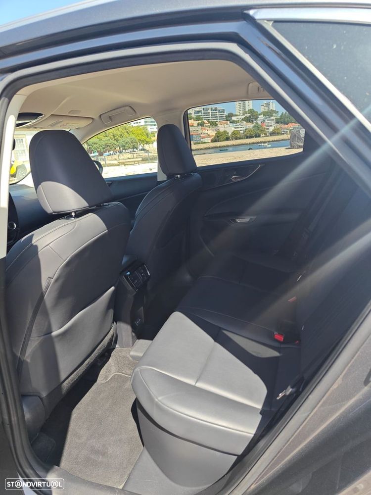 Lexus NX 450h+ Executive - 14