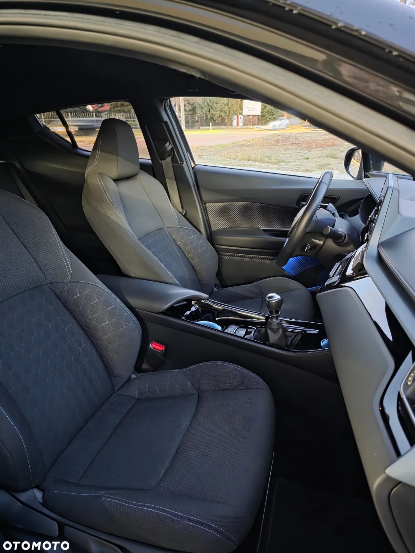 Toyota C-HR 1.2 T Style - 14