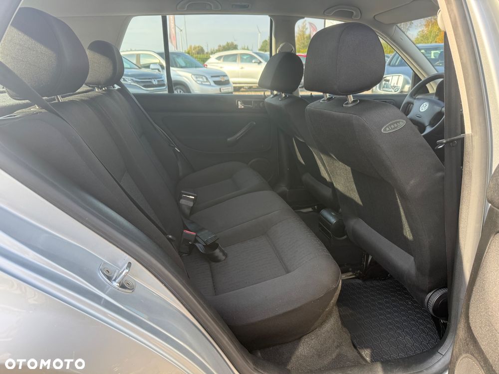 Volkswagen Golf - 15