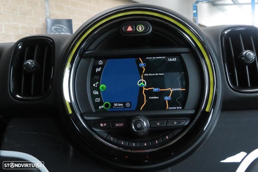 MINI Countryman Cooper SE ALL4 Auto - 11