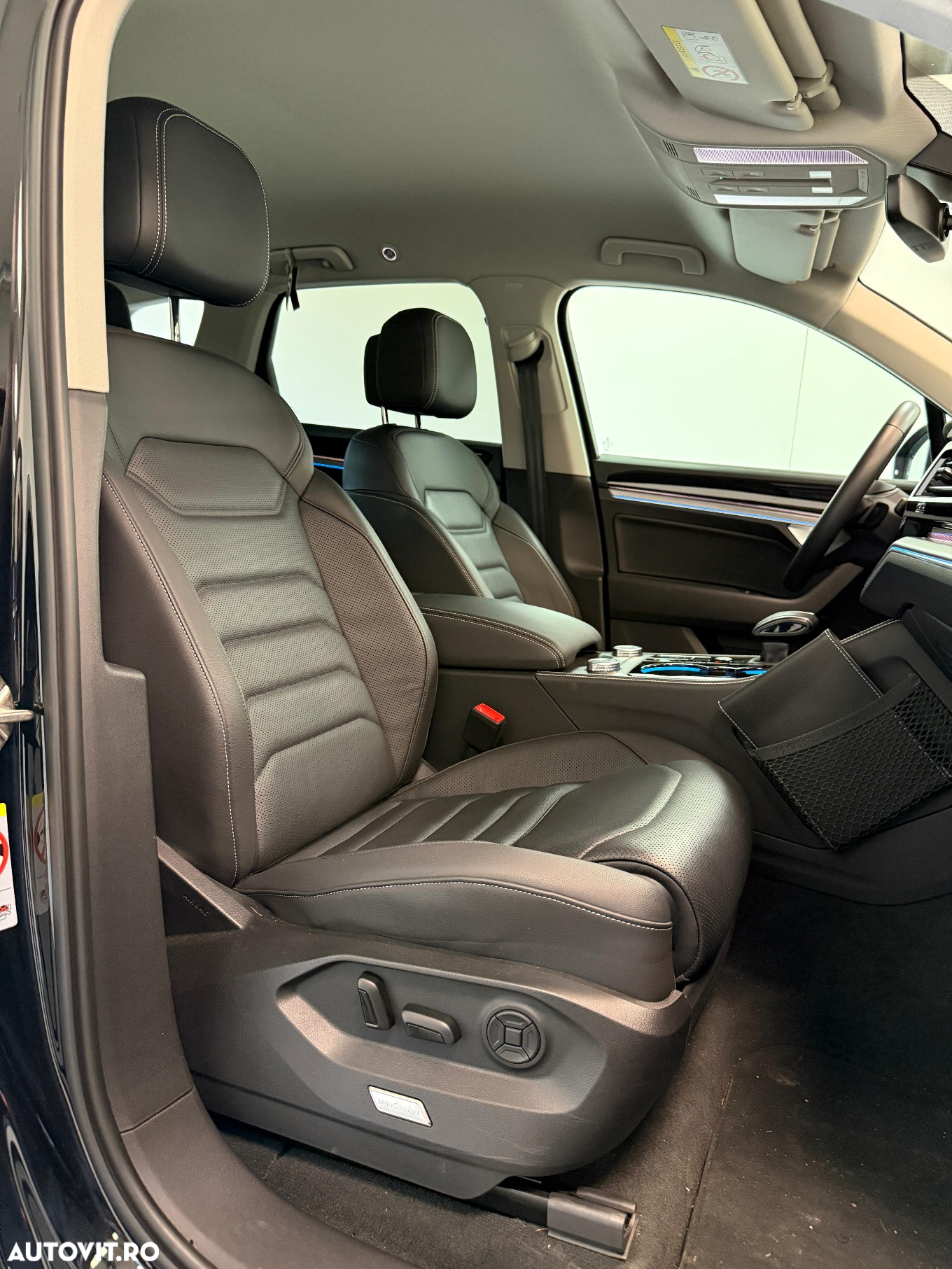 Volkswagen Touareg V6 TDI 4MOTION Elegance - 15