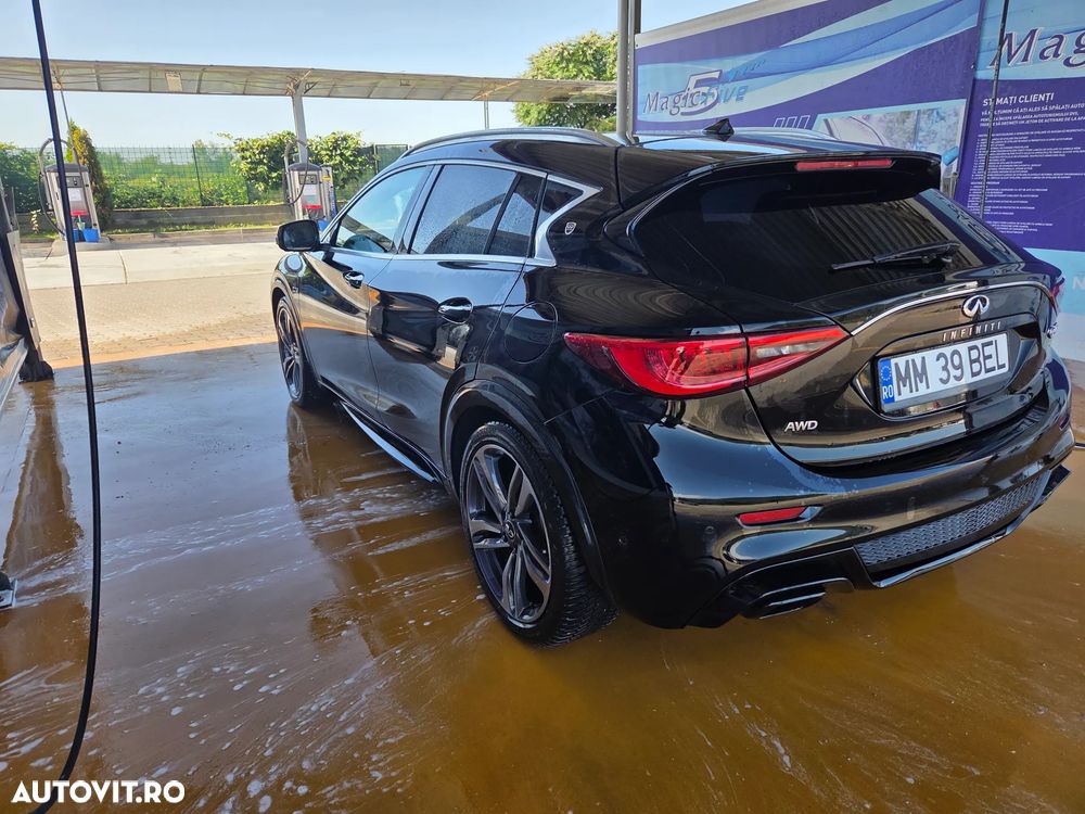 Infiniti Q30 2.2d DCT AWD Luxe Tech - 4