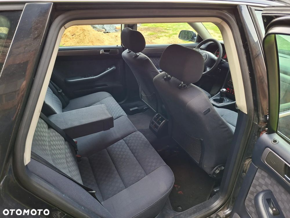 Audi A6 Avant 1.9 TDI - 10