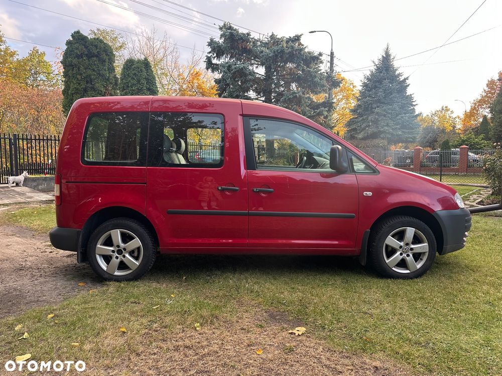Volkswagen Caddy - 4