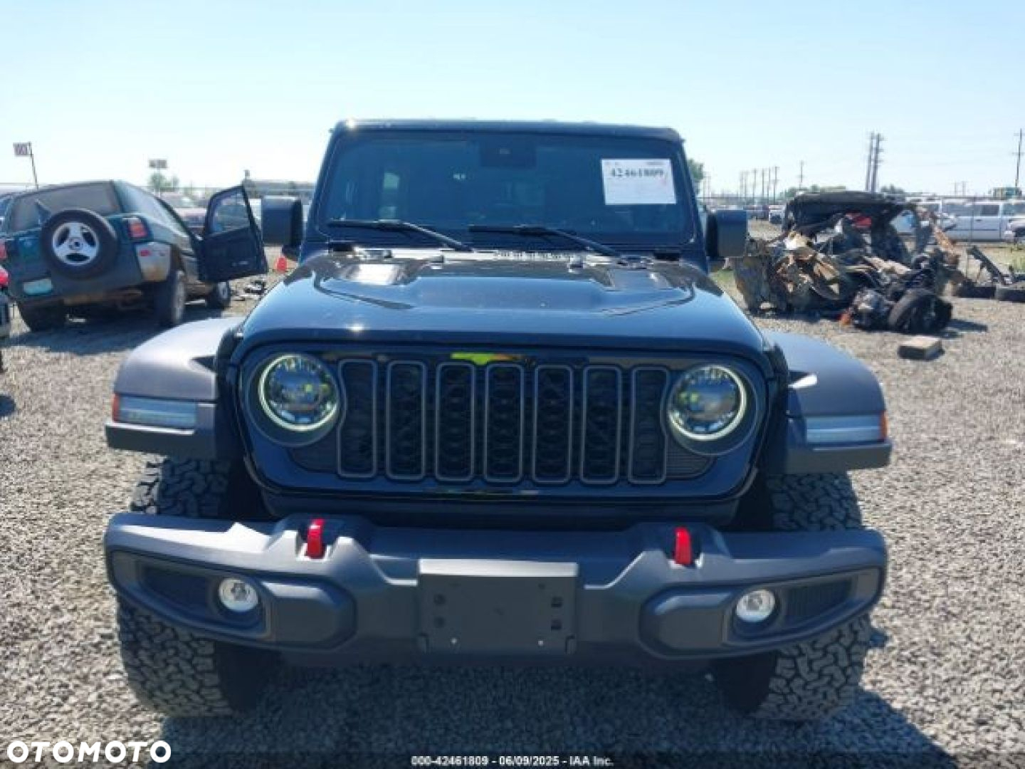 Jeep Wrangler - 8