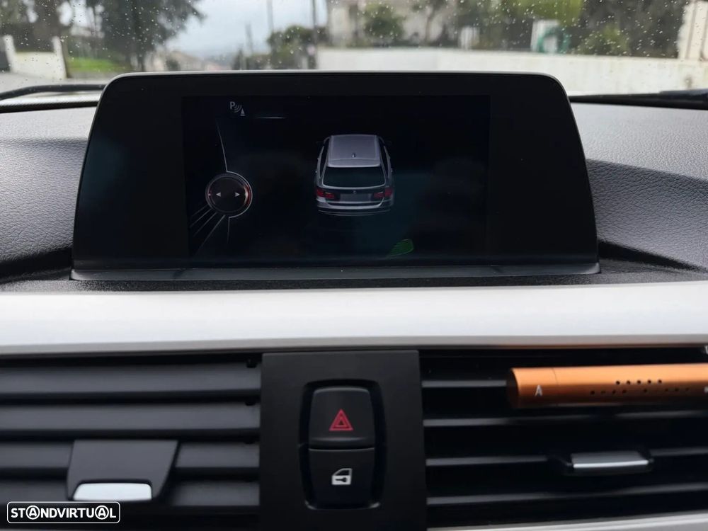 BMW 318 d Sport - 19