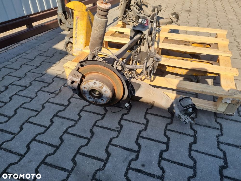 MINI COOPER F56 BELKA OŚ TYLNA ZAWIESZNIE TYŁ - 6