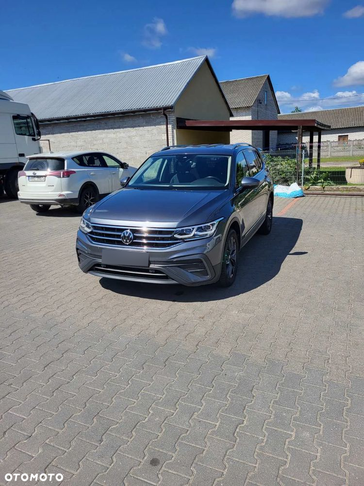 Volkswagen Tiguan Allspace - 3
