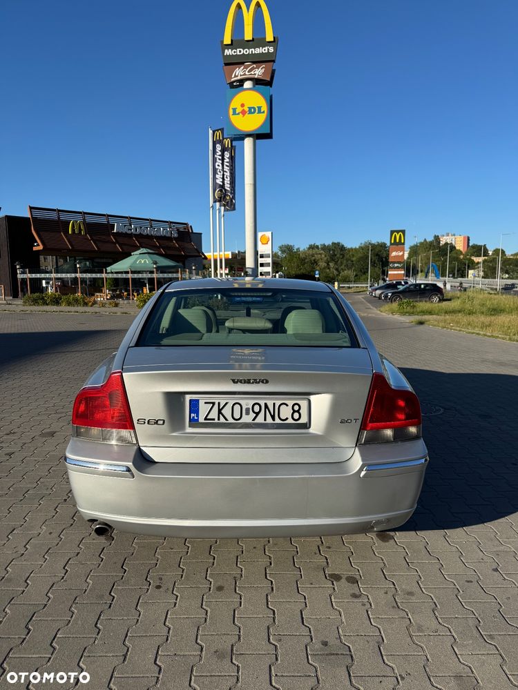 Volvo S60 2.0T Momentum - 7