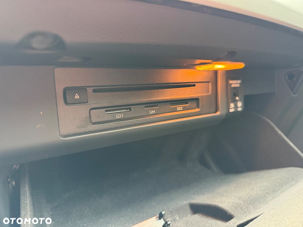 Audi A4 Limousine - 36