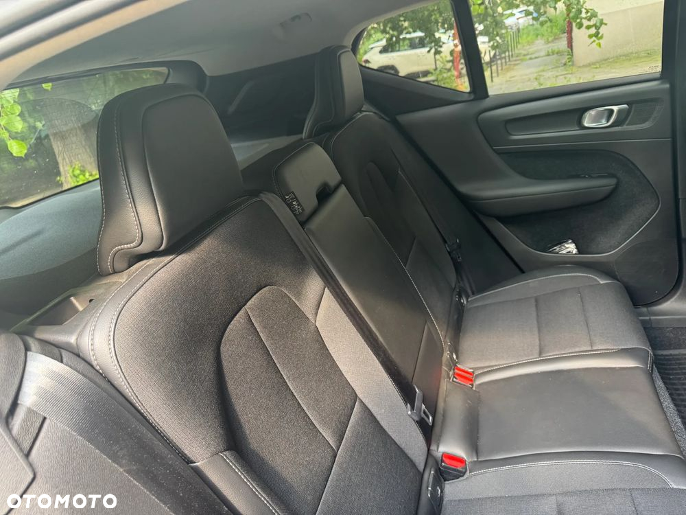 Volvo XC 40 D3 AWD Momentum - 16