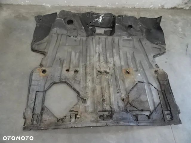 DYWAN PODŁOGA WYKŁADZINA LDV MAXUS NR184 - 10