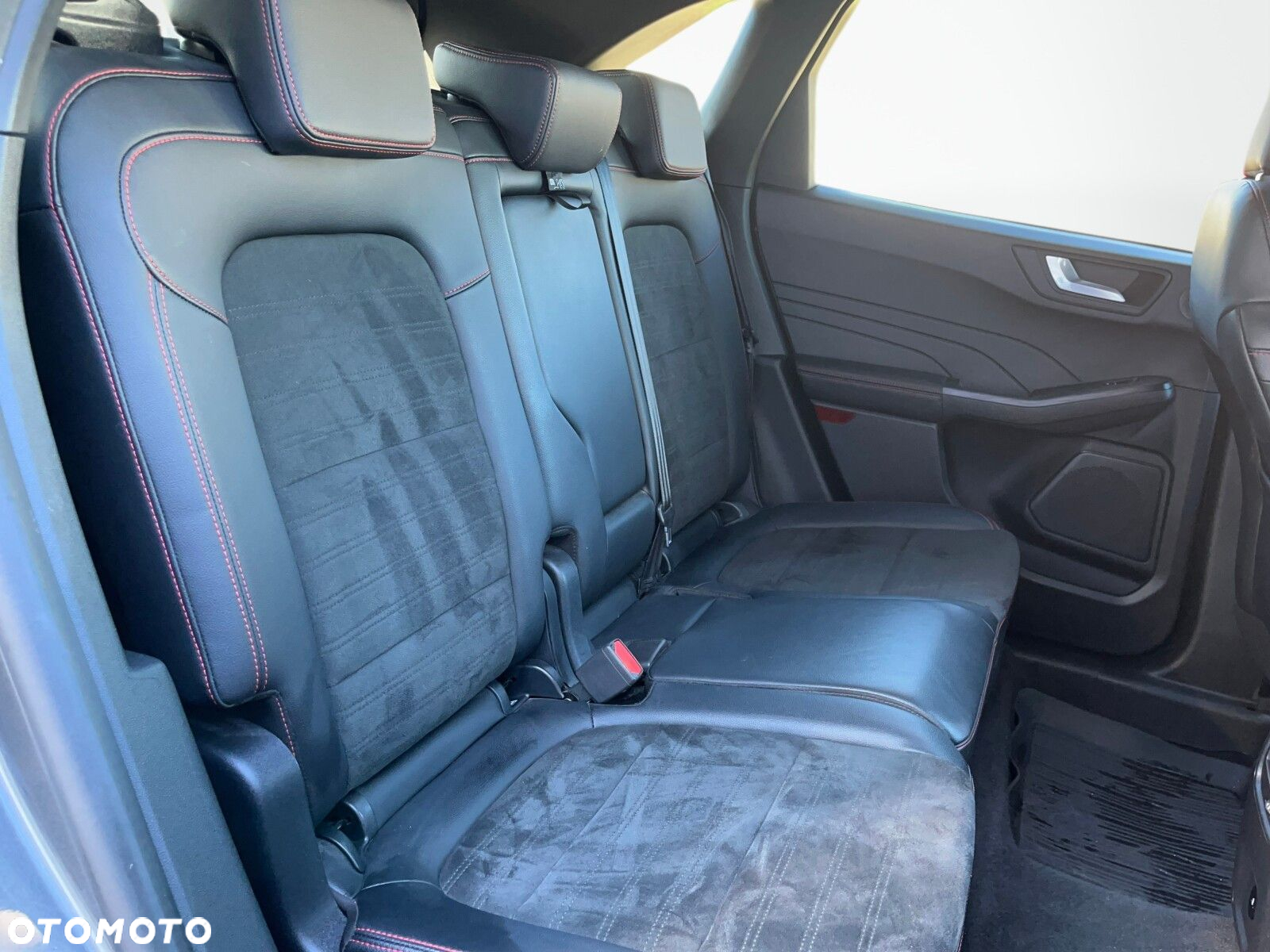 Ford Kuga - 17