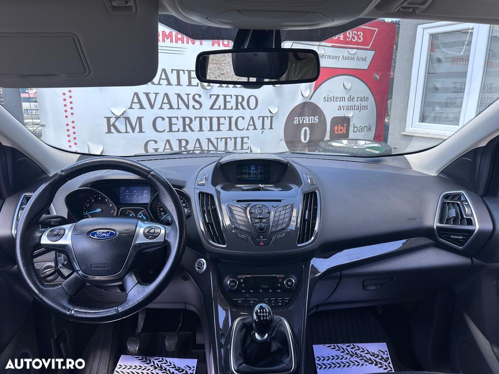 Ford Kuga 1.6 EcoBoost 2x4 Titanium - 16
