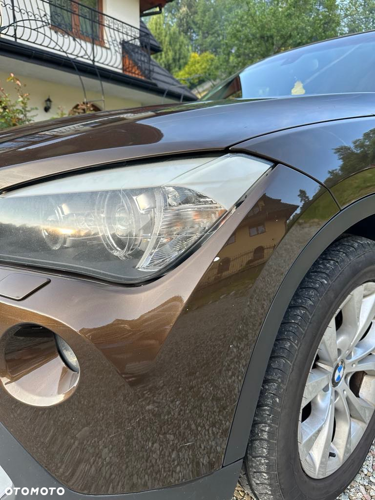 BMW X1 xDrive18d - 11