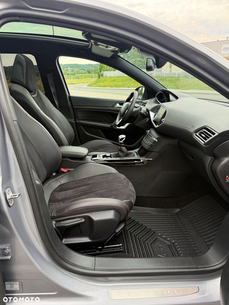 Peugeot 308 PureTech 130 GPF Stop & Start GT Pack - 11