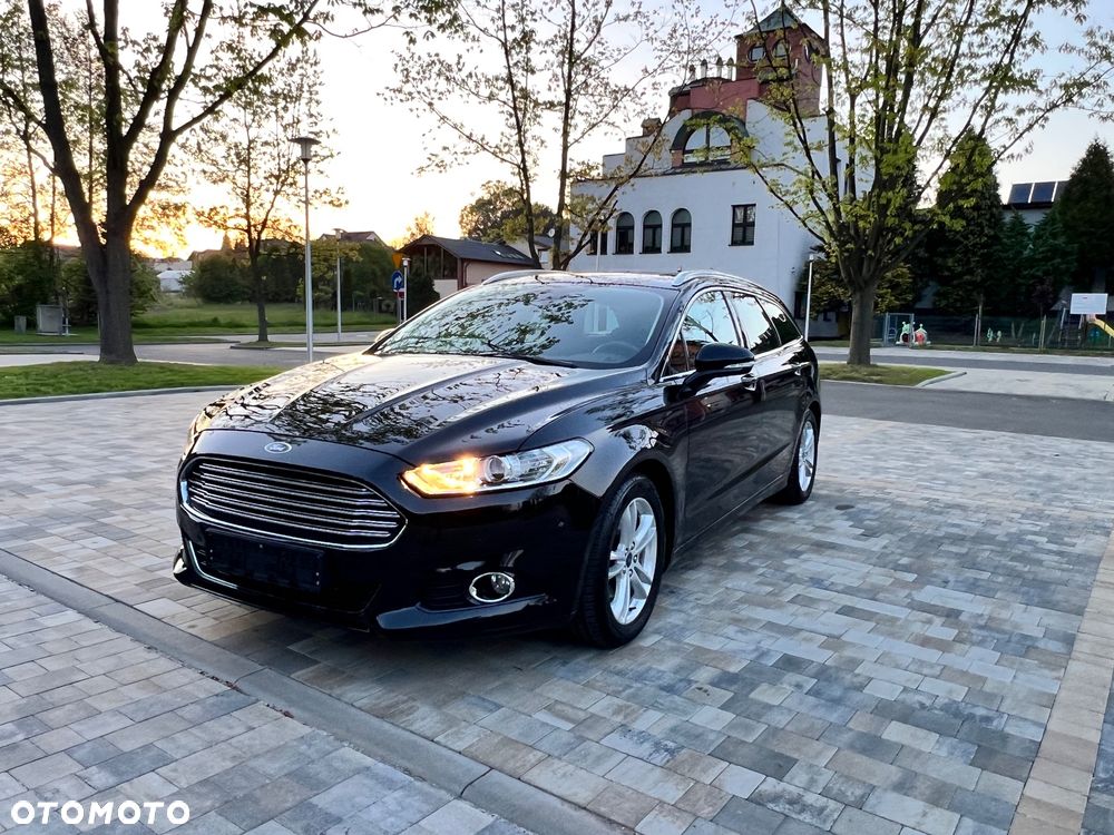 Ford Mondeo - 32
