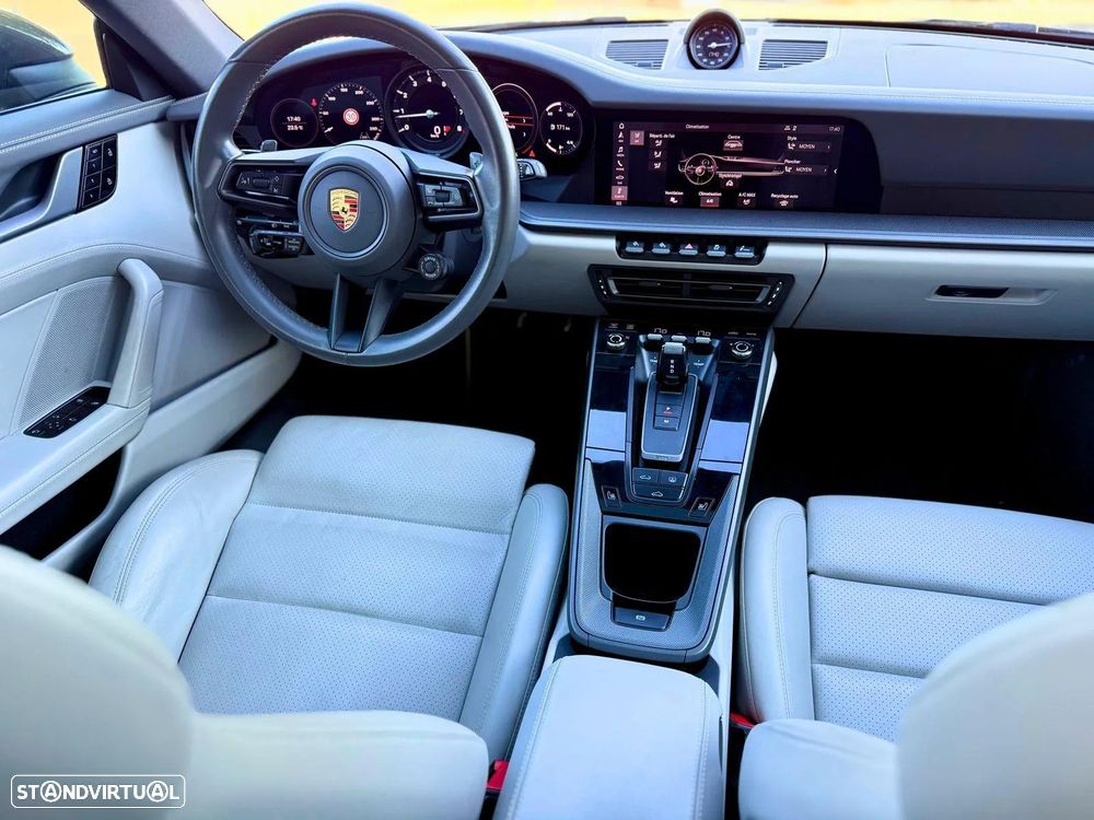 Porsche 911 (992) Carrera 4S PDK - 7