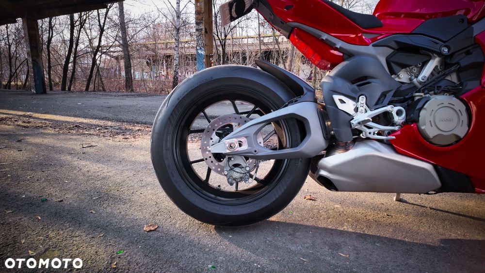 Ducati Panigale V4 - 5