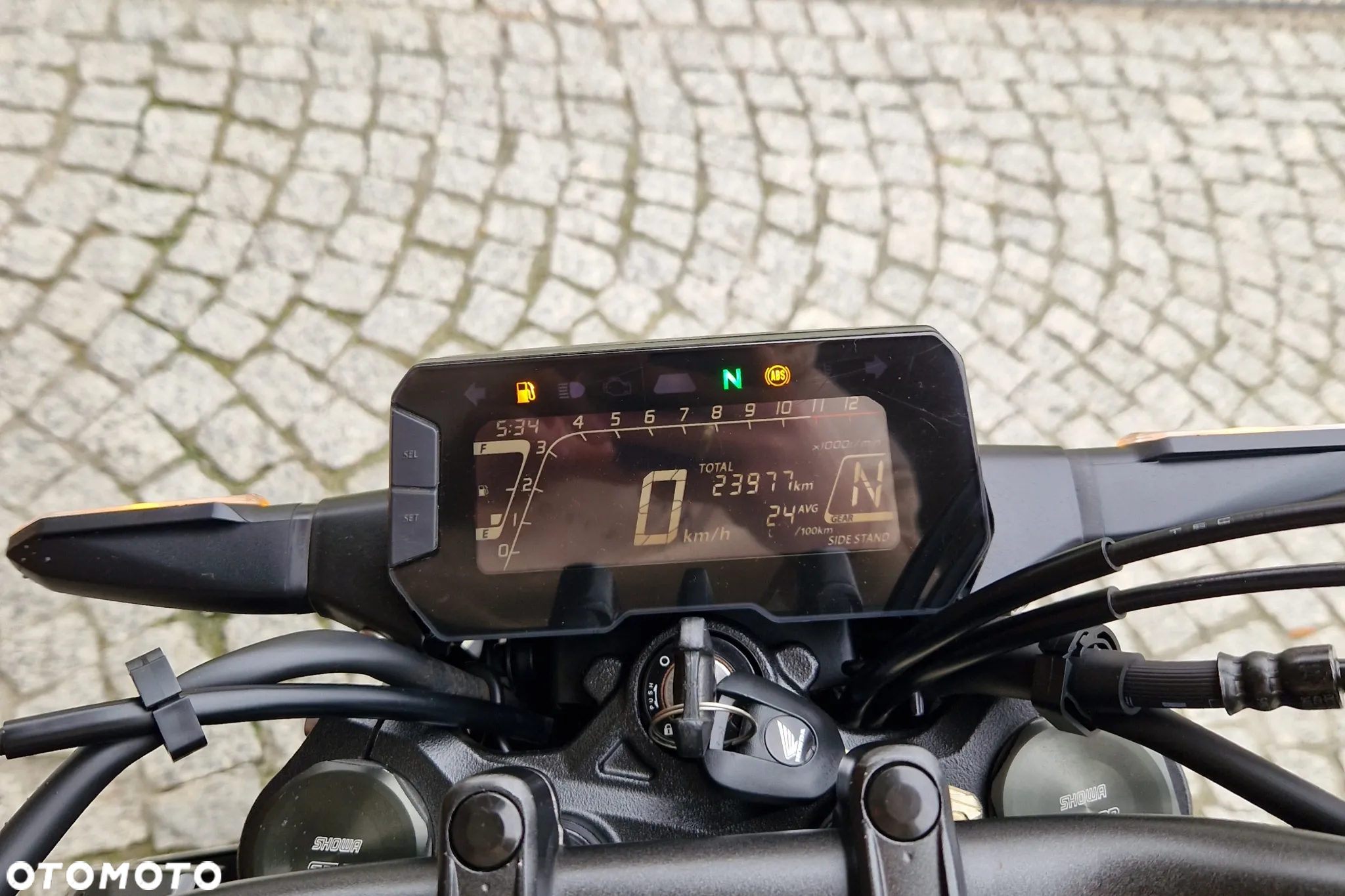 Honda CB - 13
