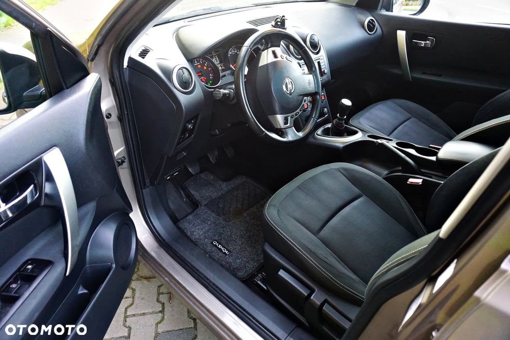 Nissan Qashqai+2 2.0 Tekna Premium - 7