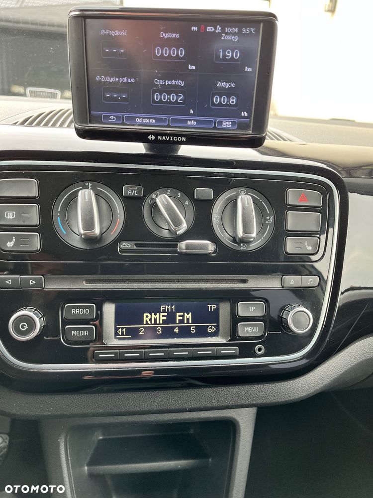 Volkswagen up! 1.0 black - 11