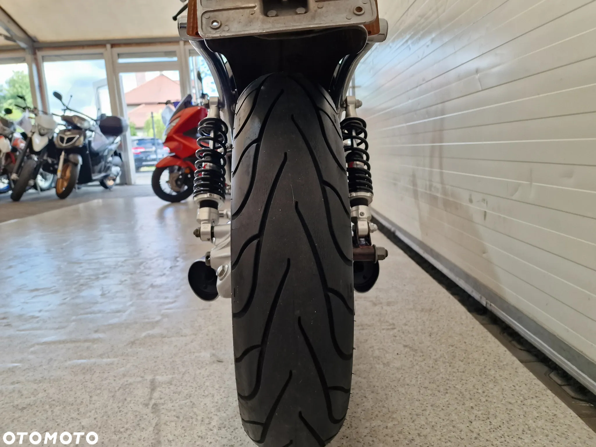 Suzuki Marauder - 10