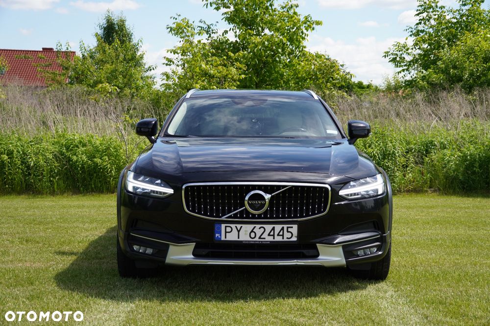 Volvo V90 D5 SCR AWD Momentum Pro - 2