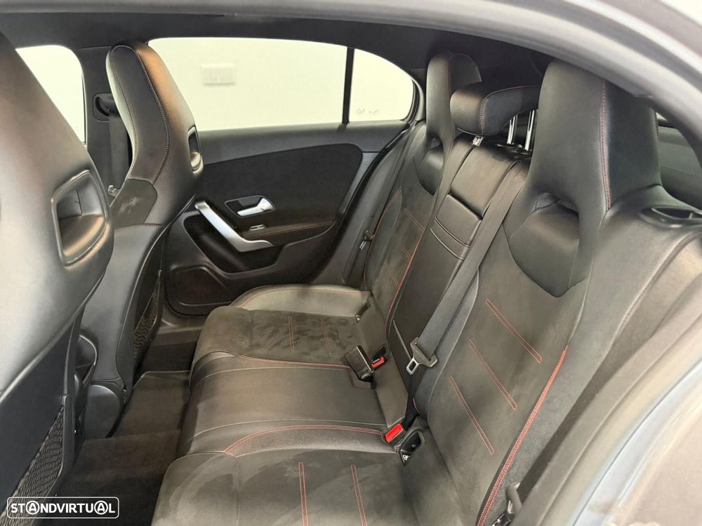 Mercedes-Benz A 250 e AMG Line - 5