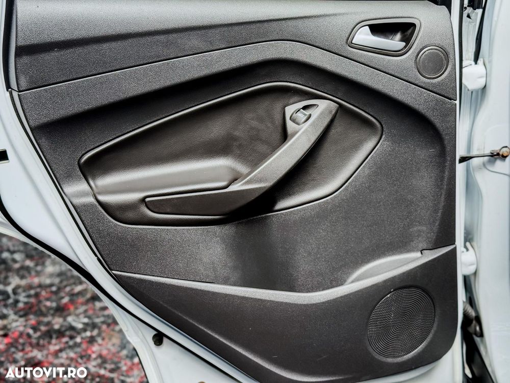 Ford Kuga 2.0 TDCi 4x4 Aut. Titanium - 29