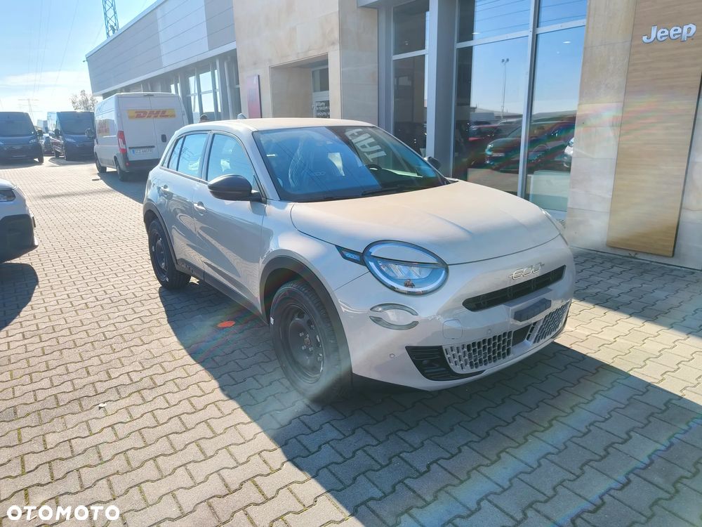 Fiat 600 1.2 Turbo Hybrid eDCT - 2