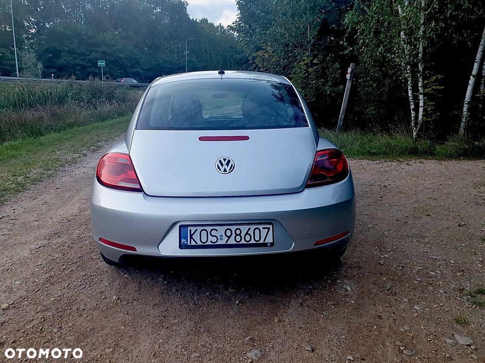 Volkswagen New Beetle - 3