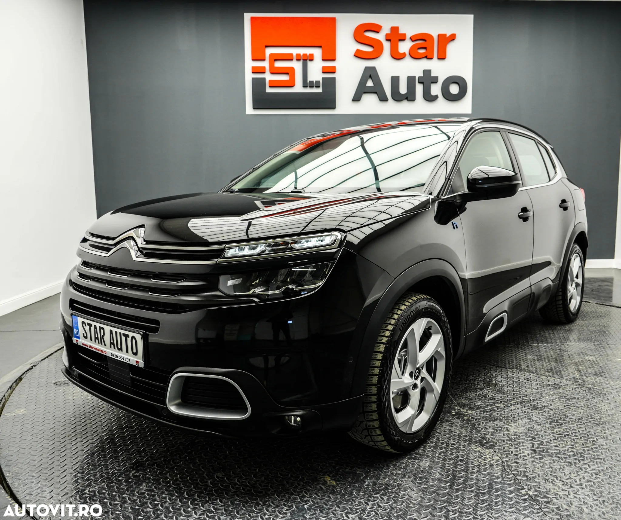 Citroën C5 Aircross 1.6 Hybrid FWD 225 EAT8 Shine - 2