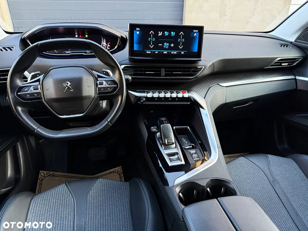 Peugeot 3008 1.5 BlueHDi Allure S&S EAT8 - 28