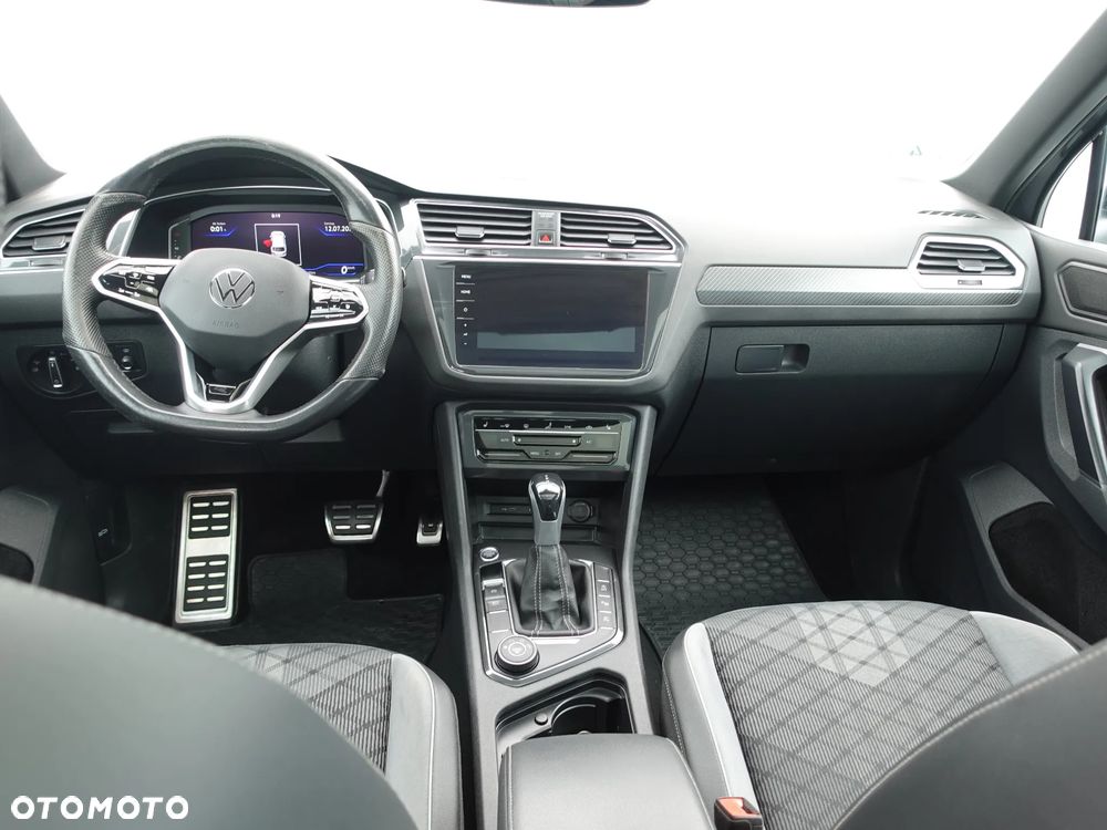 Volkswagen Tiguan 2.0 TDI SCR 4MotION DSG R-Line - 3