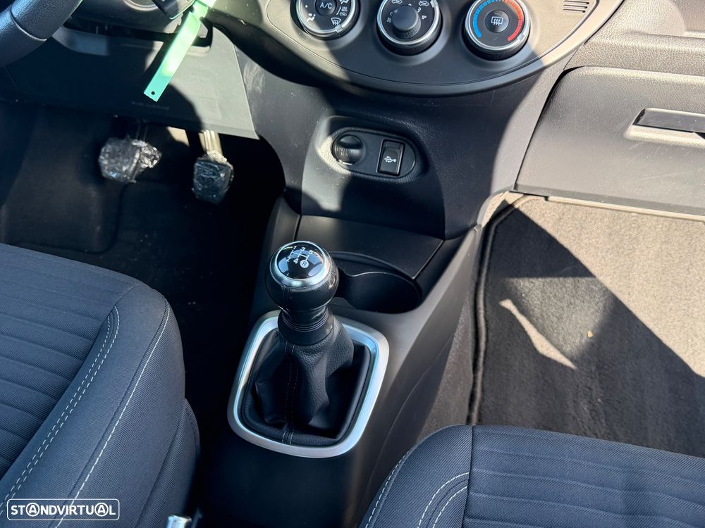 Toyota Yaris 1.0 VVT-i Comfort Plus - 46