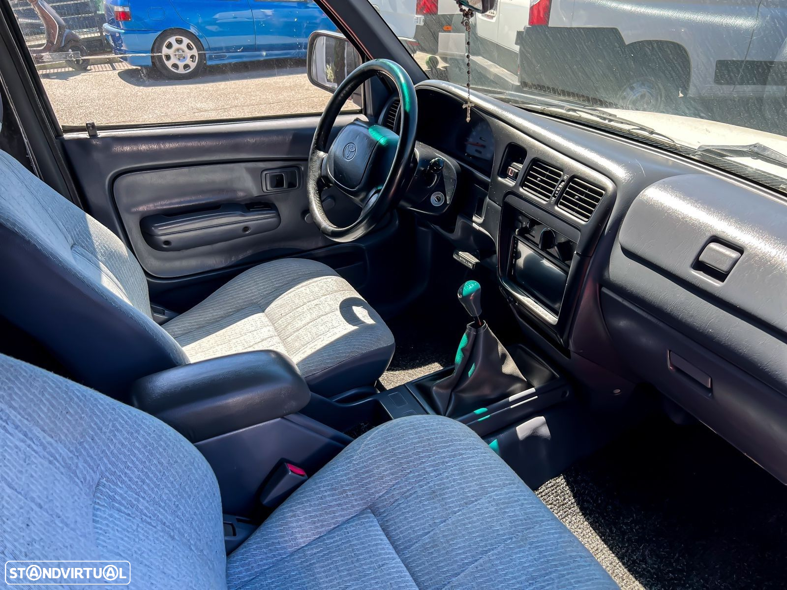 Toyota Hilux 2.4 D LN145LPM CD Cx Met - 12