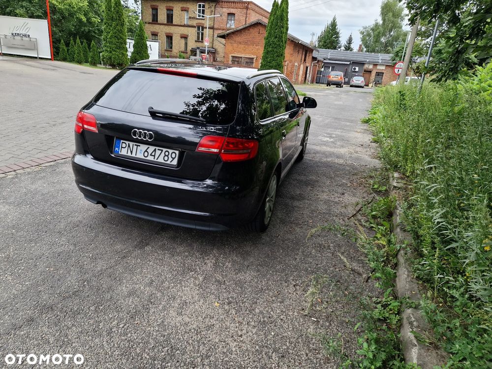 Audi A3 Sportback 1.6 TDI DPF Ambition - 6