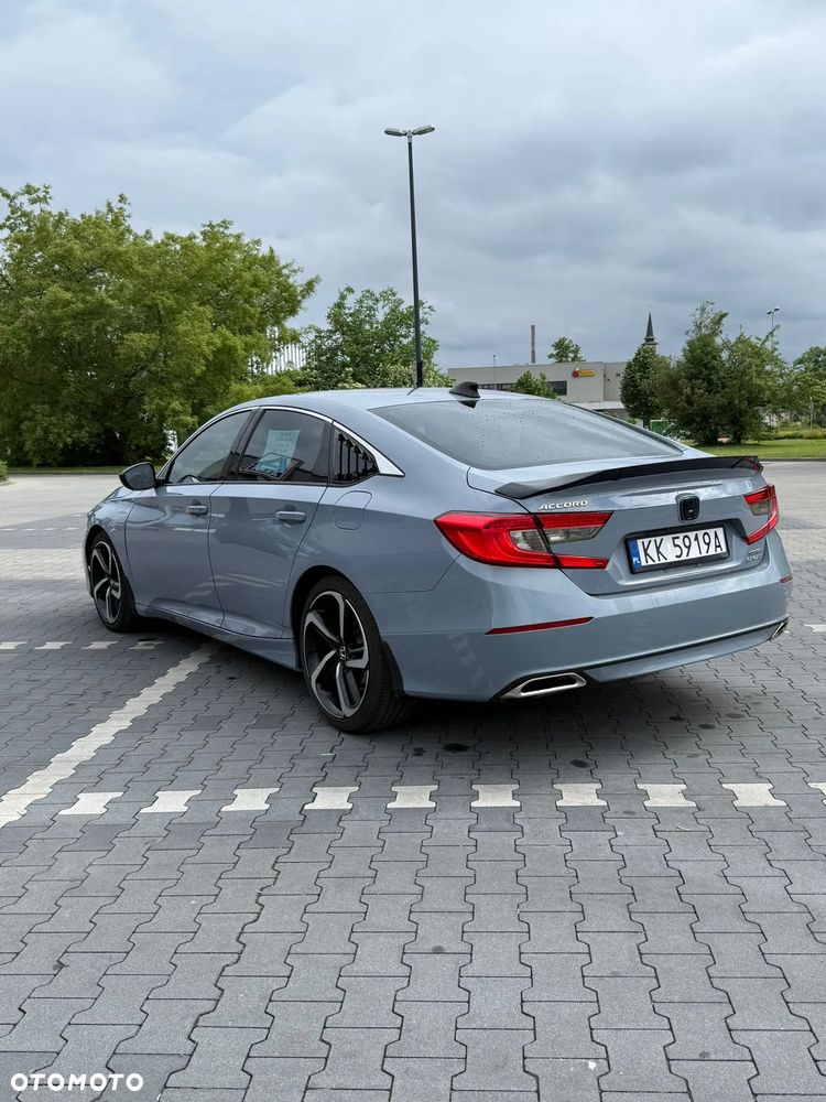 Honda Accord - 2