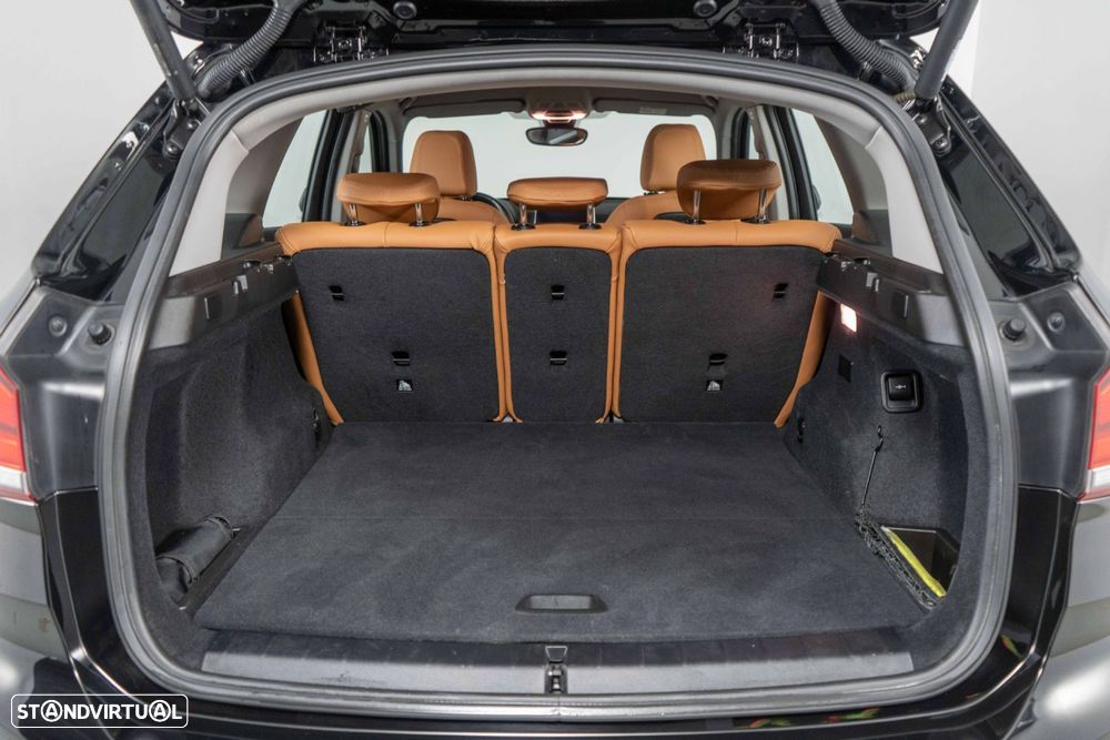 BMW X1 25 e xDrive Corporate Edition - 13