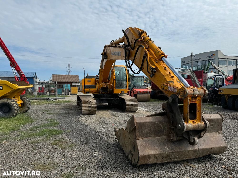 Hidromek HMK 300 LC - 4