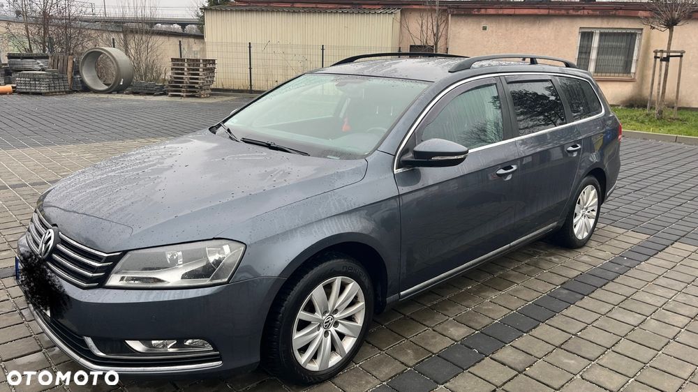Volkswagen Passat 1.6 TDI Comfortline - 2