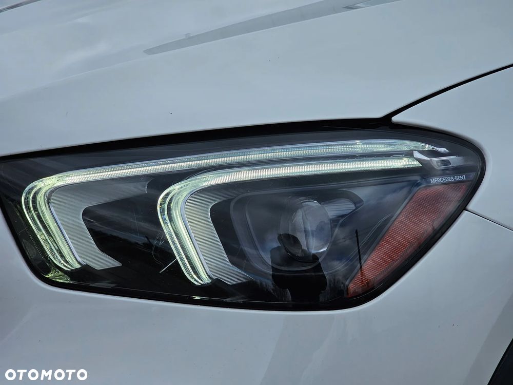 Mercedes-Benz GLE - 32