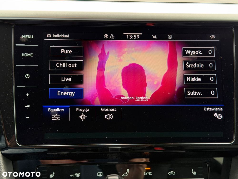 Volkswagen Arteon 2.0 TDI SCR DSG R-Line - 29