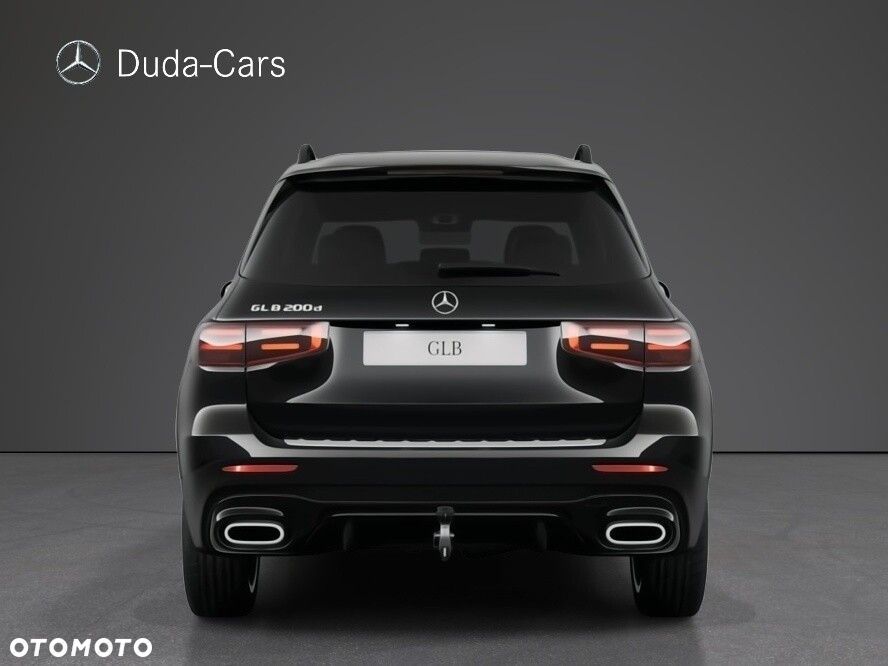 Mercedes-Benz GLB - 7