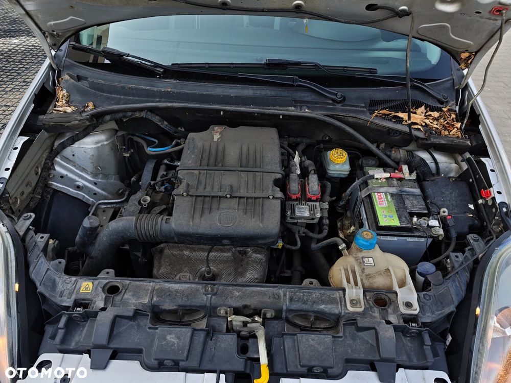 Fiat Punto 1.4 Easy S&S - 10