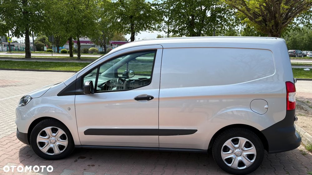 Ford Courier - 7